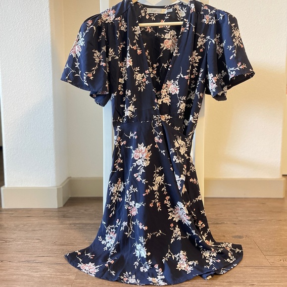 Flair the label floral dress small - Picture 1 of 5